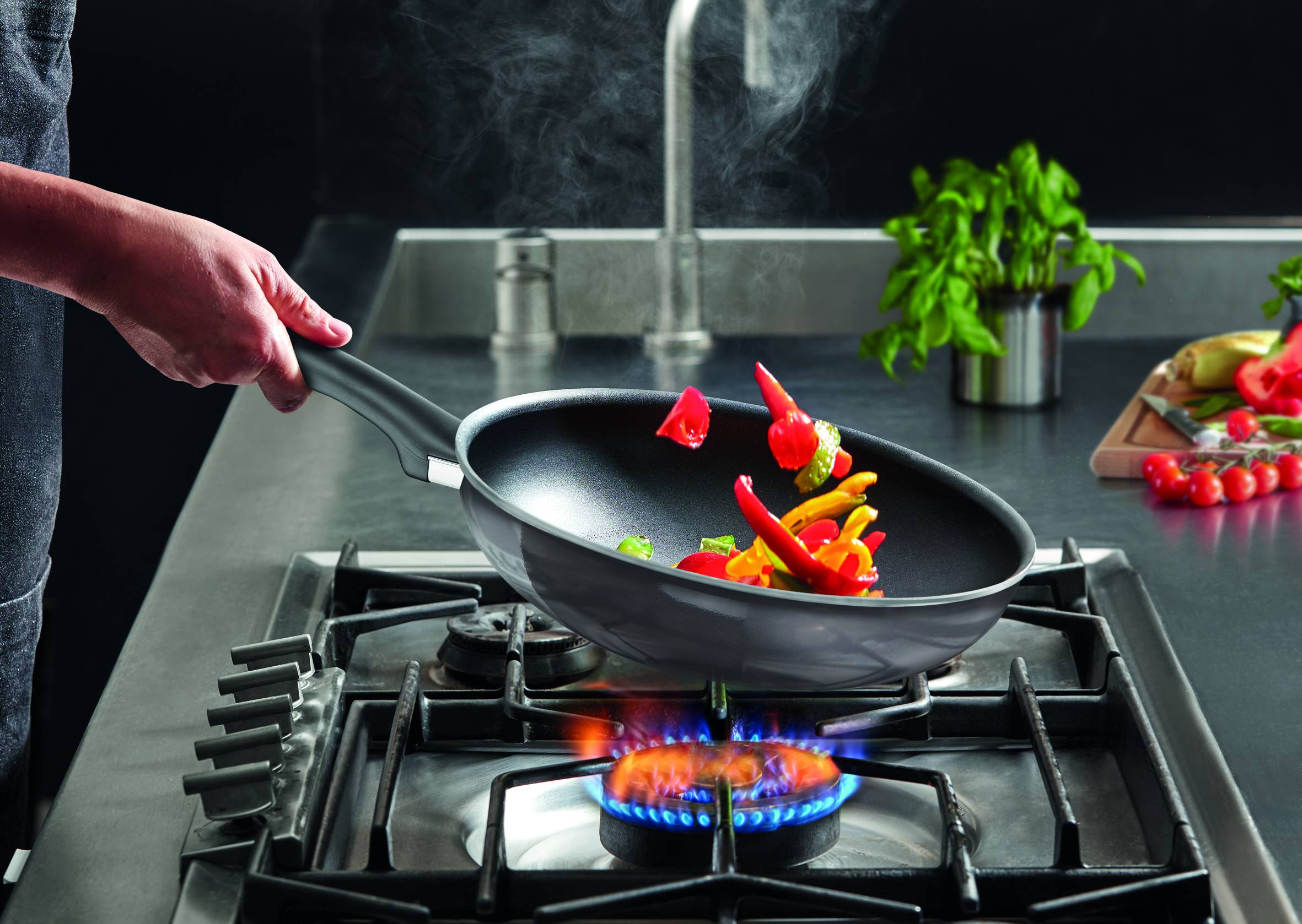 Resist Intense Crepepfanne 25 cm D52210