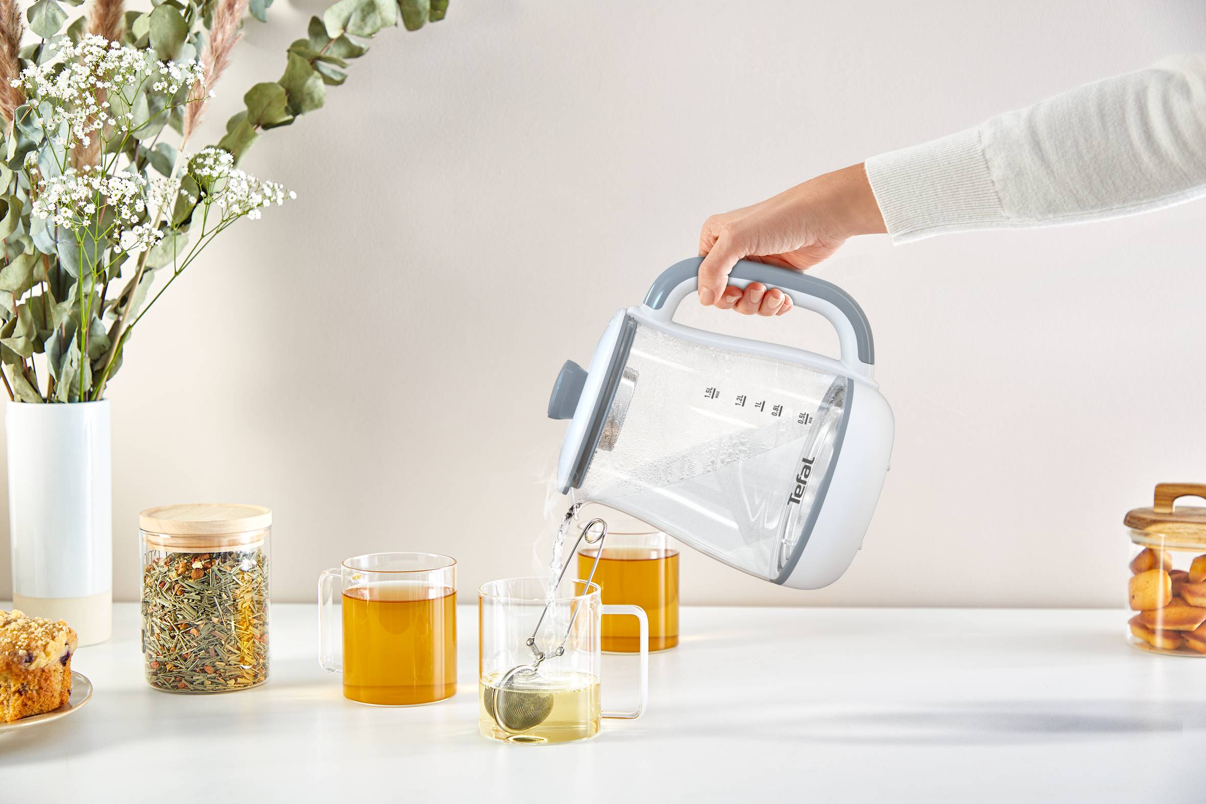 Tastea Tea Maker BJ551B