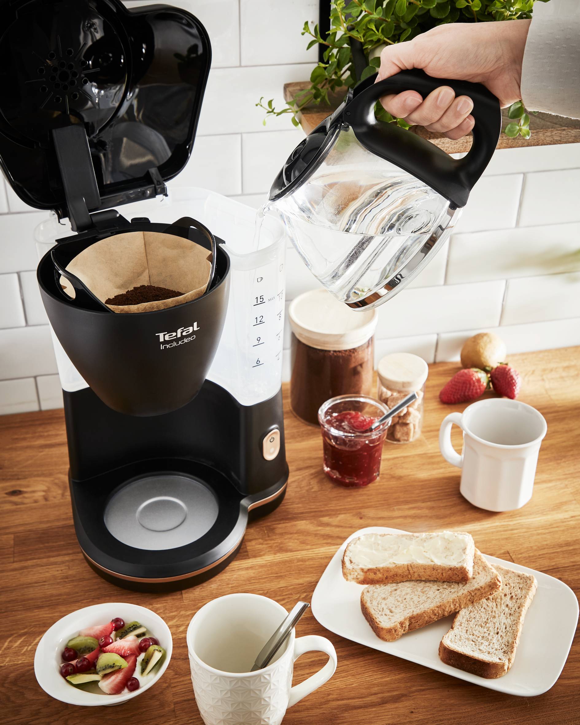 Includeo Filterkaffeemaschine CM5338