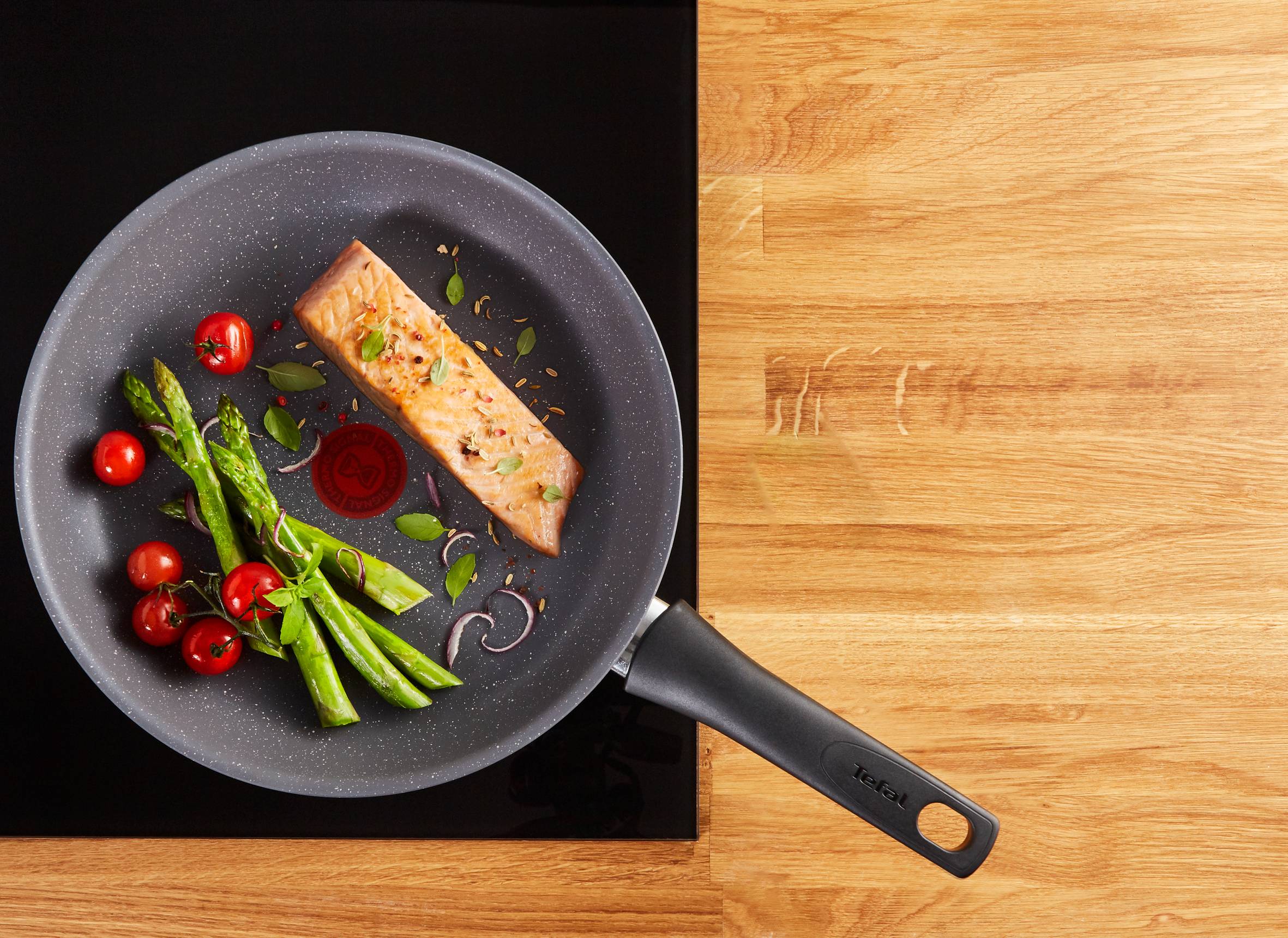 Lachs angebraten in Tefal Antihaftpfanne