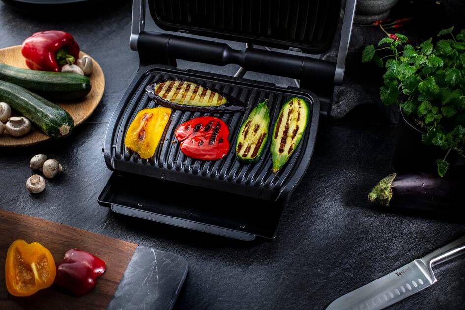 OptiGrill Deluxe GC707D 