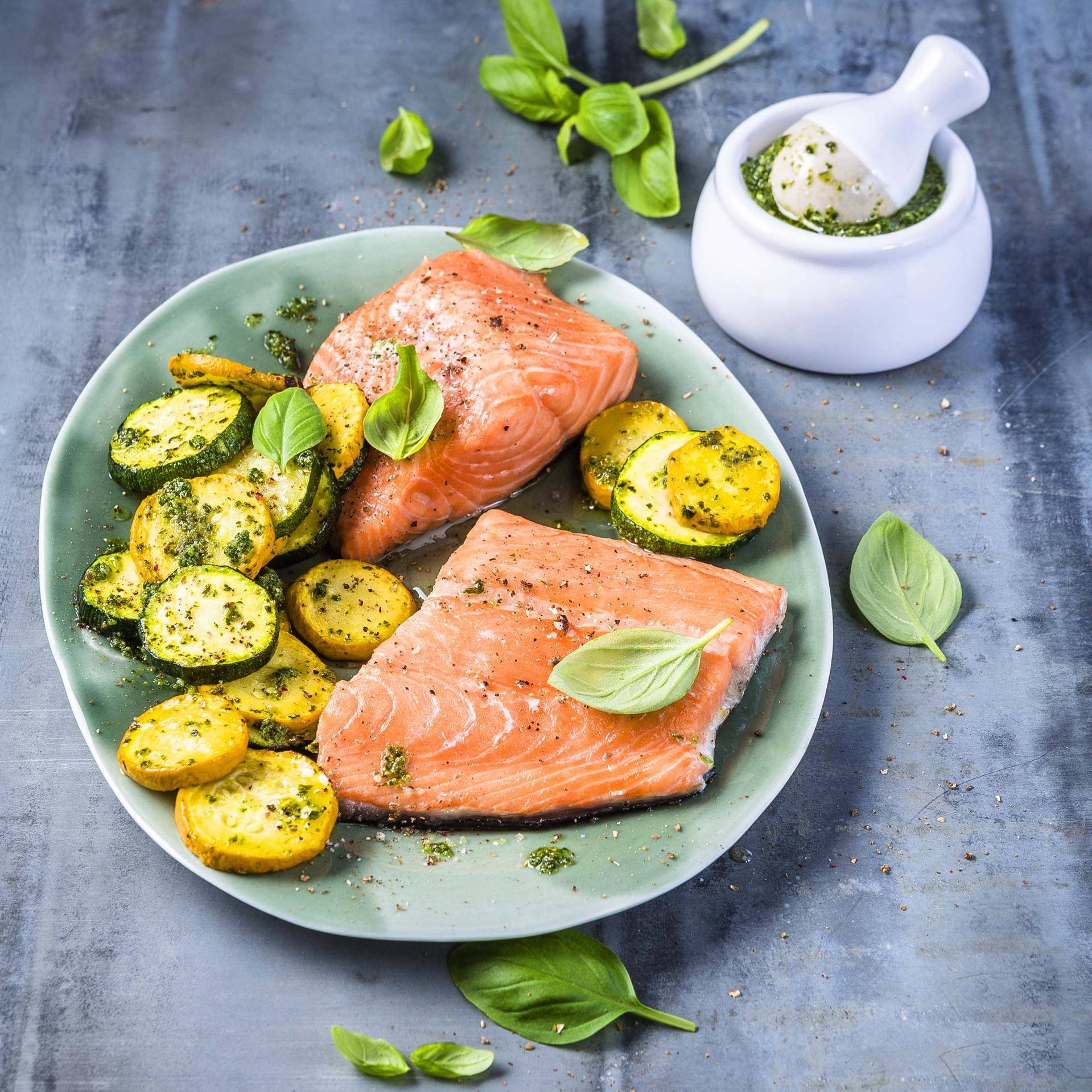 Lachsfilets , Zucchini-Pesto - Rezepte Actifry Genius XL 2in1 | Tefal Lachsfilets , Zucchini-Pesto - Rezepte Actifry Genius XL 2in1 | Tefal