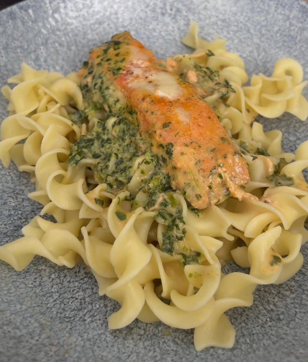 Spinatlachs mit Bandnudeln - Rezepte OptiGrill Elite XL | Tefal