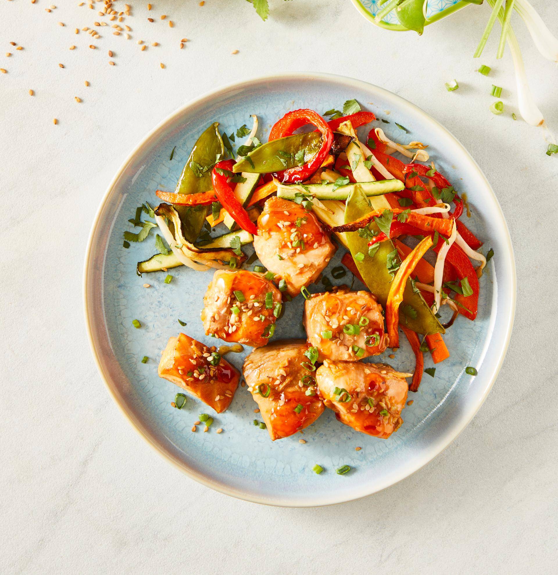 Lachsfilets im Thai-Stil mit buntem Gemüse - Rezepte Dual EasyFry&Grill | Tefal