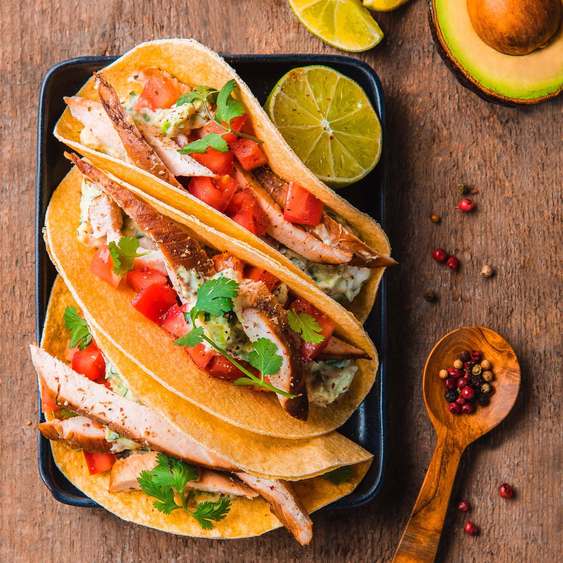 Hähnchen mit Avocado-Tacos - Rezepte Actifry Express 1kg | Tefal