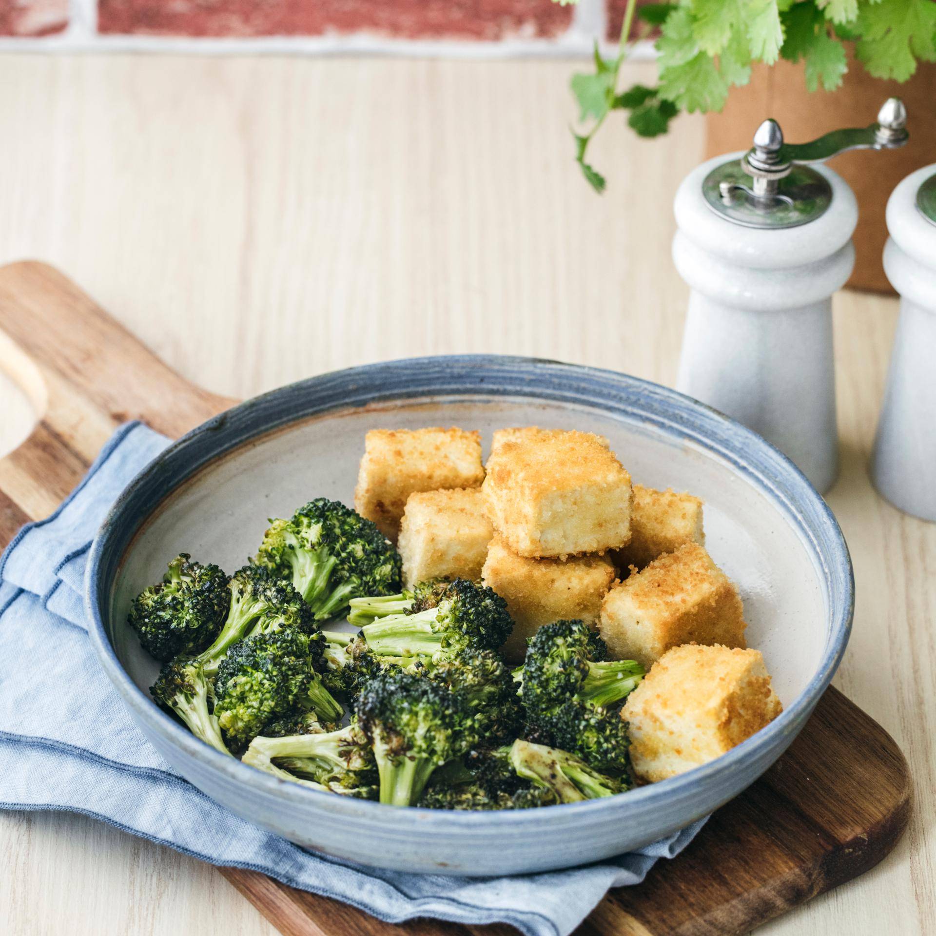 Knuspriger Tofu und Brokkoli - Rezepte EASY FRY & GRILL 2 in 1 XXL | Tefal