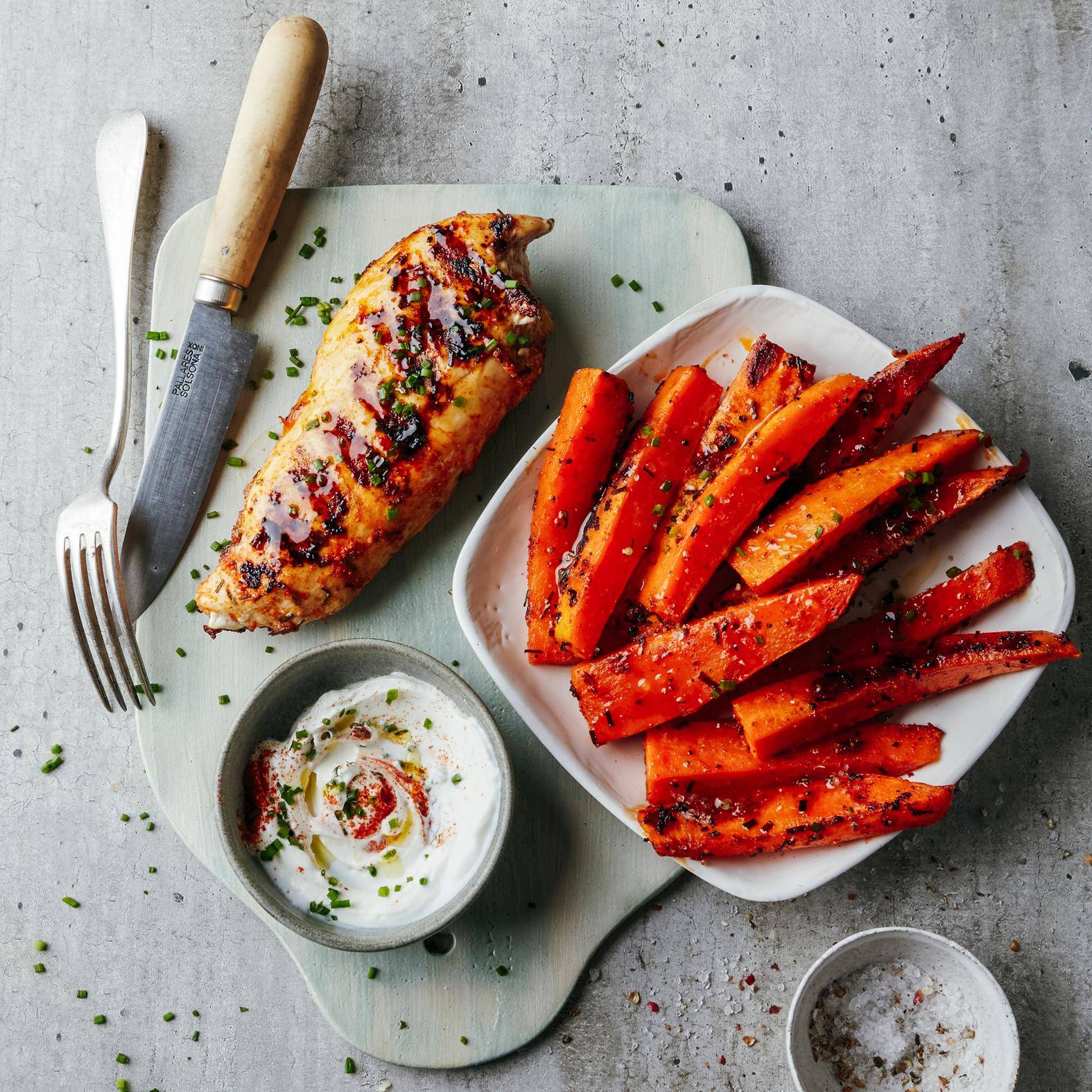 Hähnchenbrust und gebratene Süßkartoffel - Rezepte OptiGrill 2in1 | Tefal