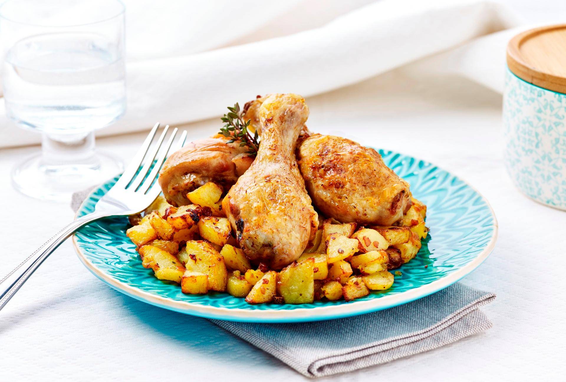 Hähnchenkeulen mit Babykartoffeln - Rezepte Actifry Genius XL | Tefal Hähnchenkeulen mit Babykartoffeln - Rezepte Actifry Genius XL | Tefal