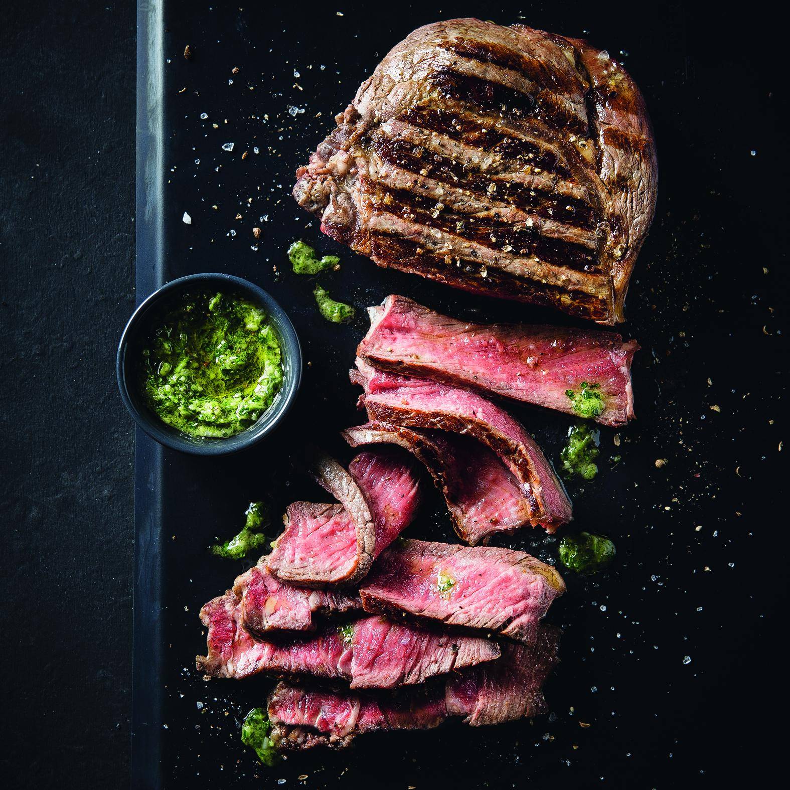 Entrecotes vom Grill mit Chimichurri - Rezepte OptiGrill | Tefal