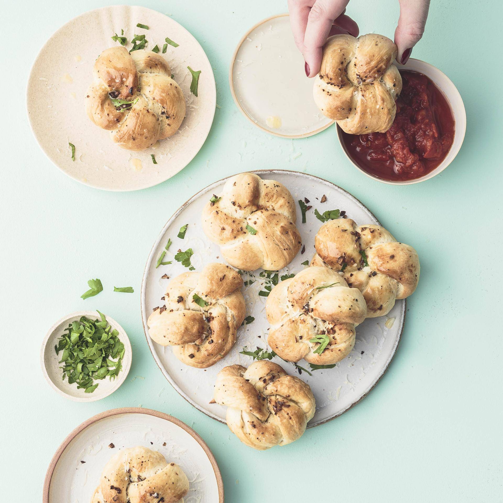 Knoblauch-Parmesan-Knoten - Rezepte Turbo Cuisine & Fry | Tefal