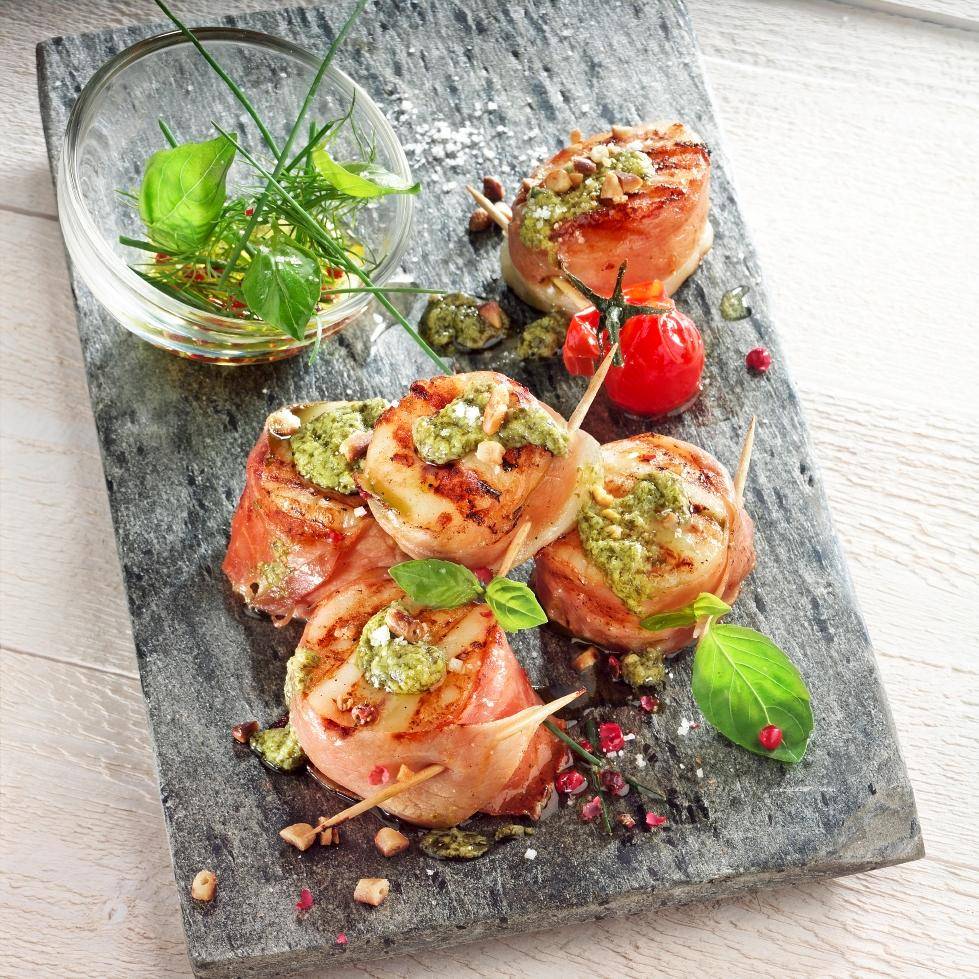 Jakobsmuscheln mit Schinken und Basilikum-Pesto - Rezepte OptiGrill | Tefal