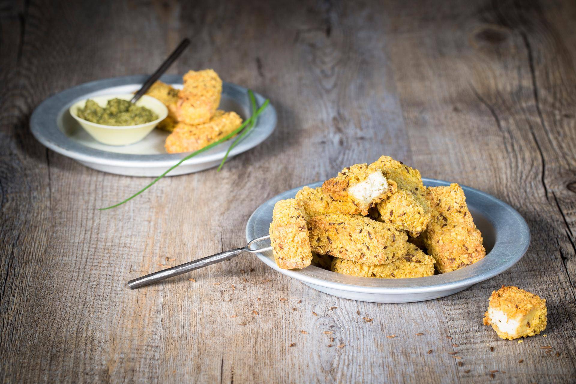 Geräucherter Tofu mit glutenfreier Kümmelsamen-Panade - Rezepte Actifry Genius | Tefal