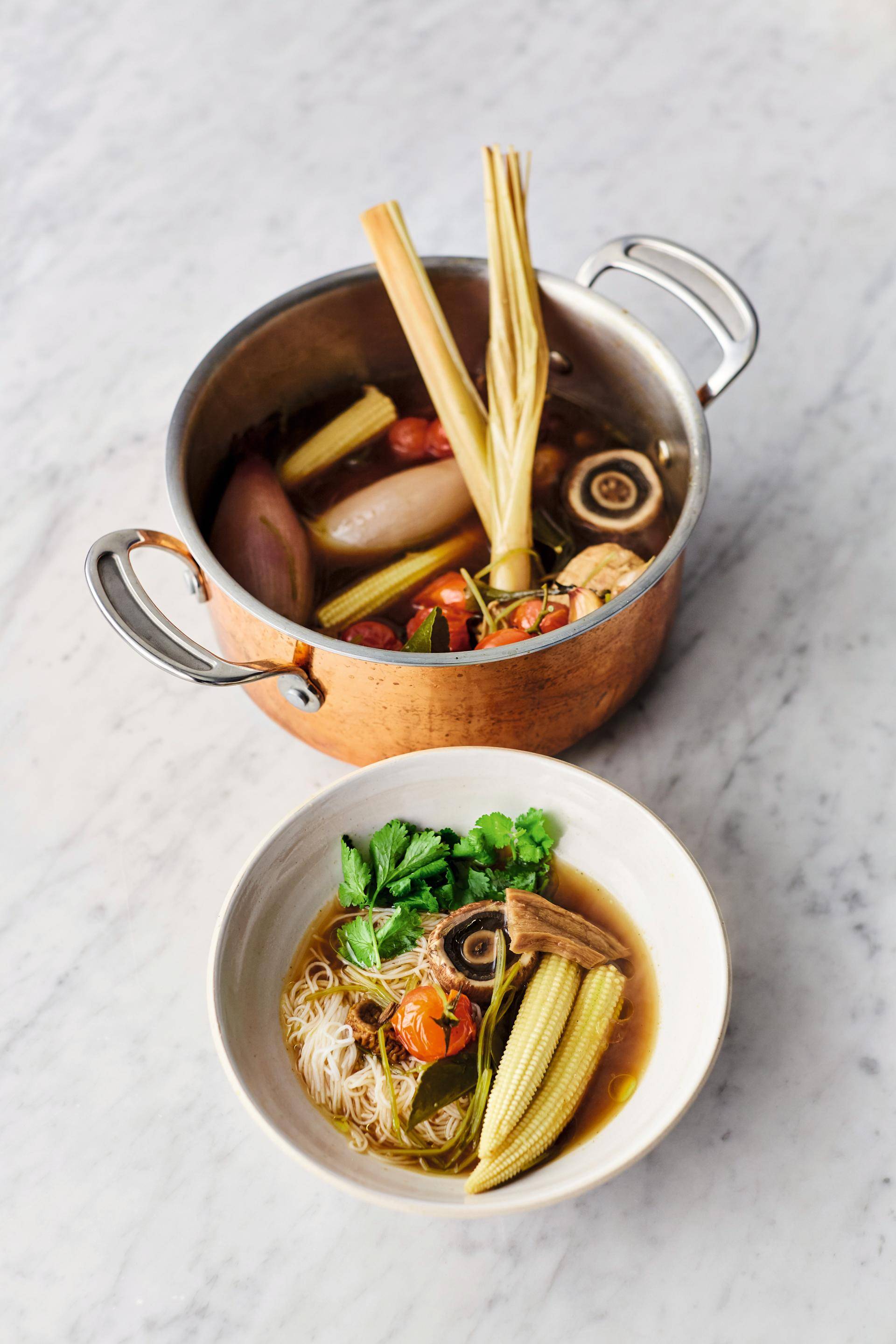 Jamie Oliver´s würzige Nudelsuppe - Rezepte Pfannen & Töpfe | Tefal