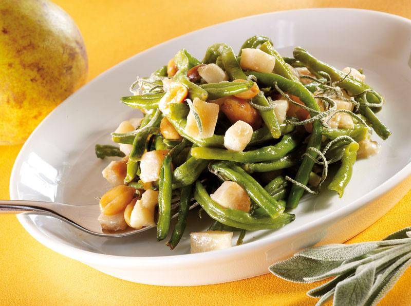 Gedünstete grüne Bohnen mit frischem Salbei, Birnen und Erdnüssen - Rezepte Actifry Express 1kg | Tefal