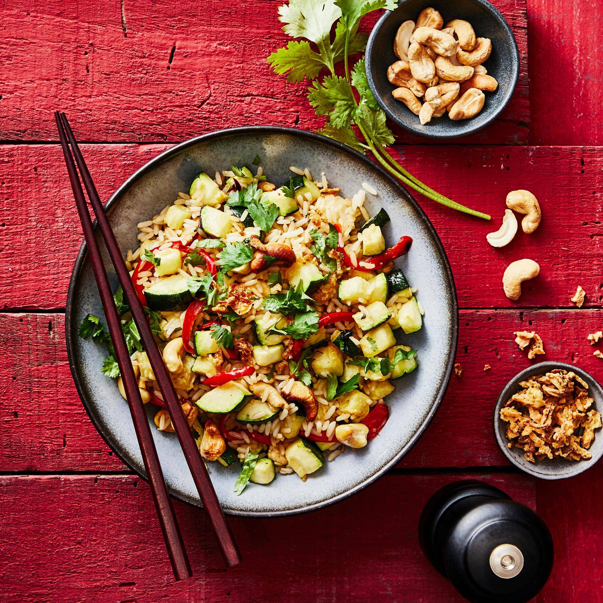 Gedünsteter Reis mit Gemüse und Cashewkernen - Rezepte Actifry Express 1kg | Tefal