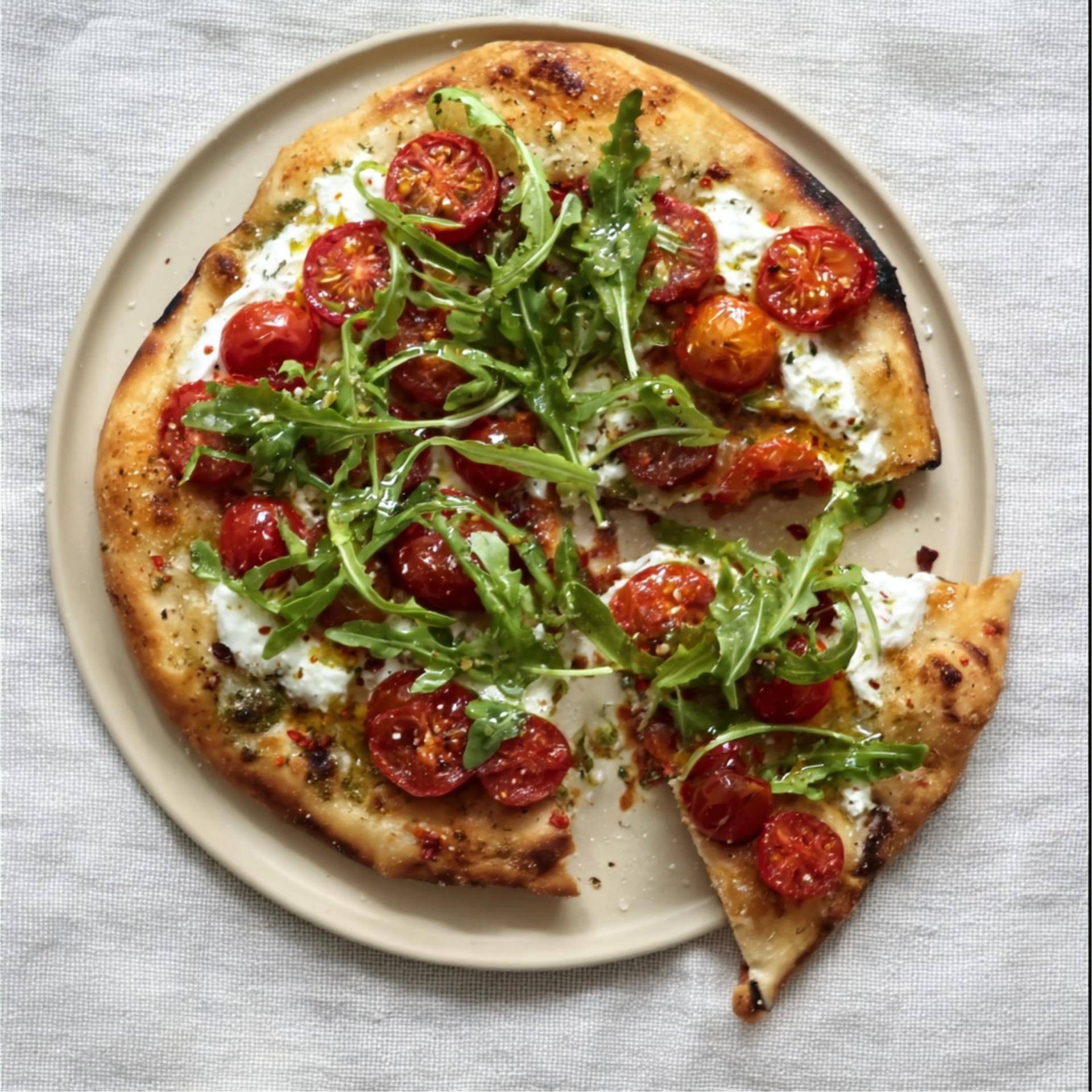 Caprese Pizza mit Burrata, Honig und Chilipulver - Rezepte Pizza Pronto | Tefal