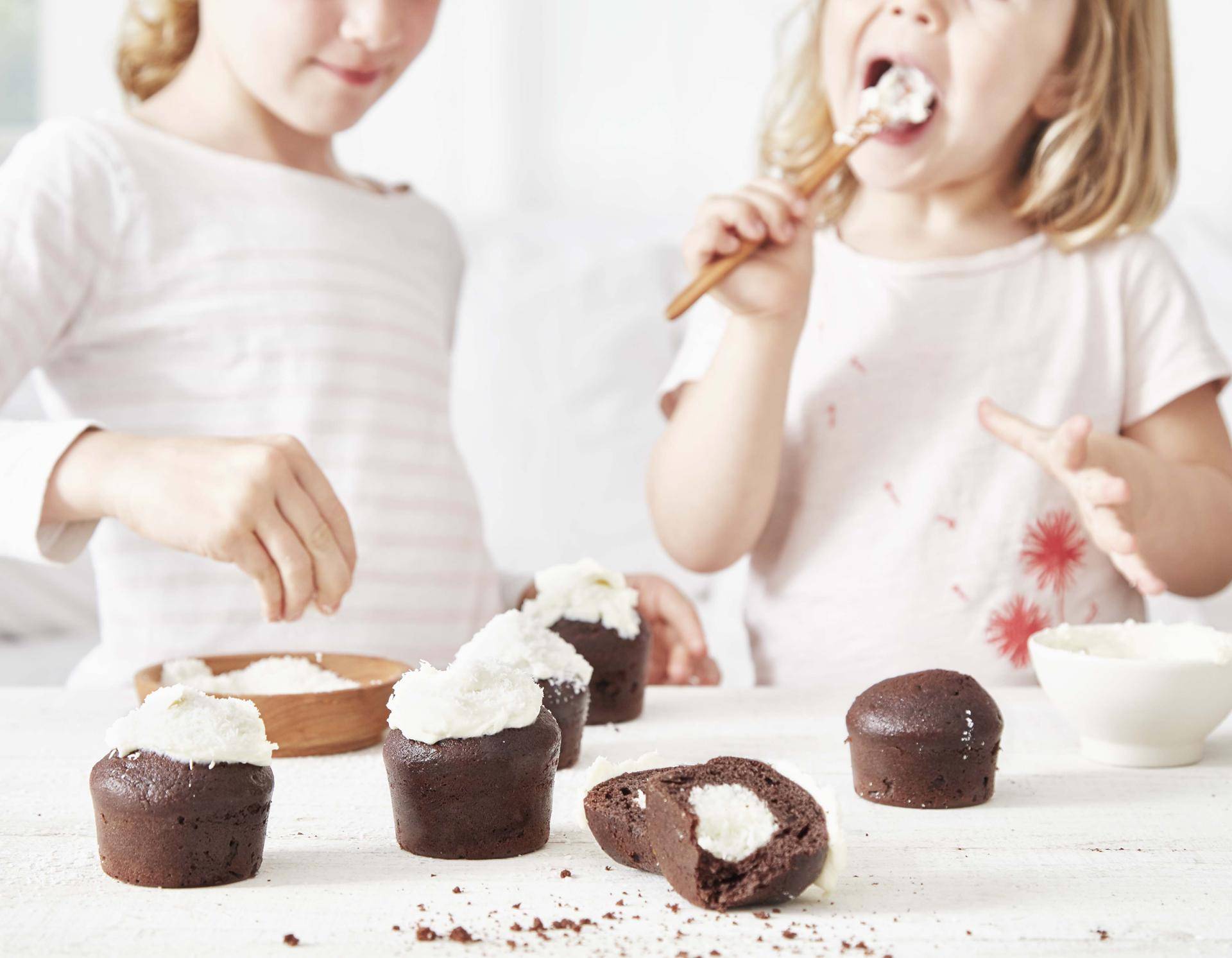 Schoko-Kokos-Kuchen mit Glasur - Rezepte Cake Factory | Tefal