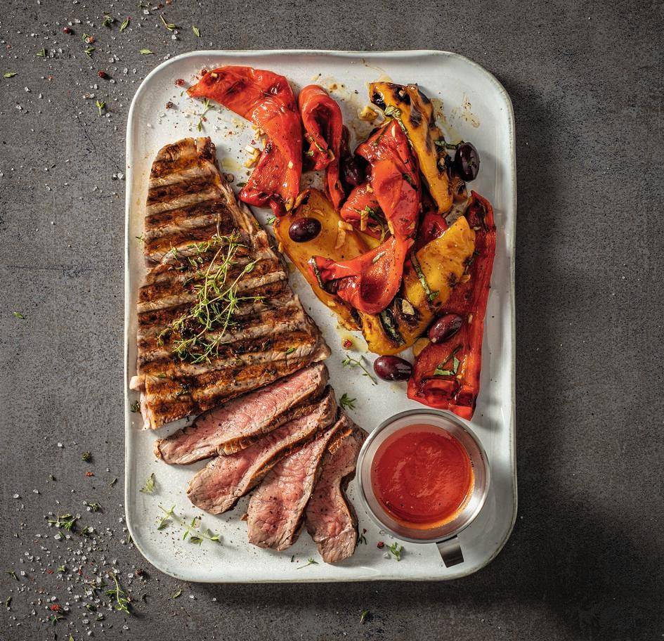 Gegrilltes Ribeye mit Chilisauce und eingelegter Paprika - Rezepte OptiGrill 4in1 | Tefal