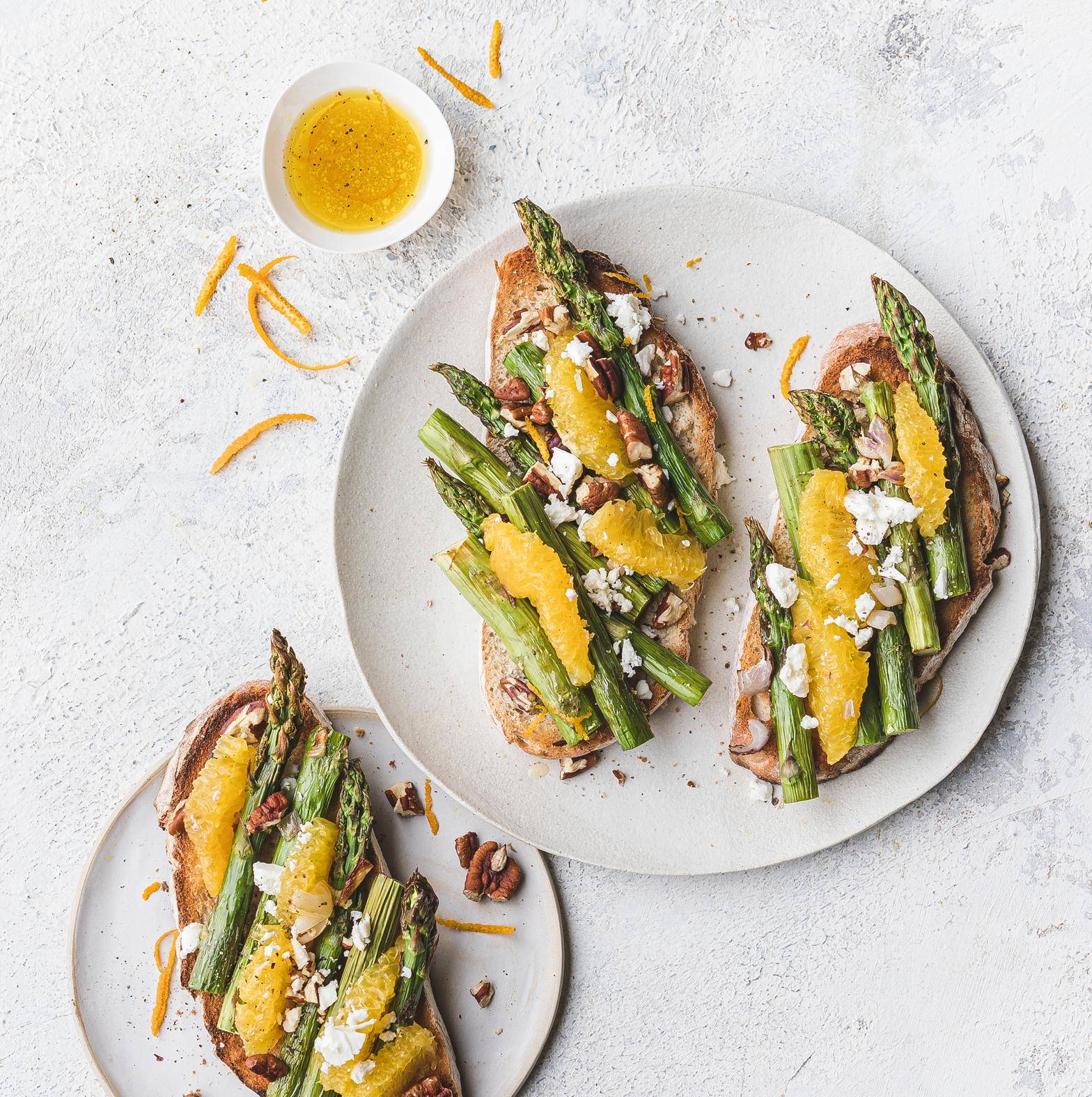 Gegrillter Spargel, Orangen und Pekannüsse - Rezepte Dual EasyFry&Grill | Tefal