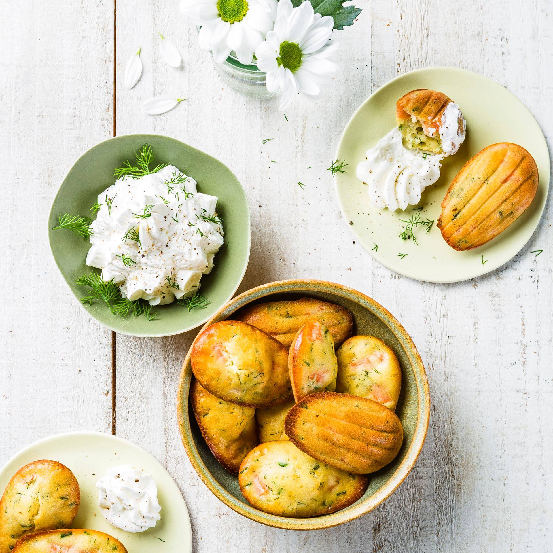 Madeleines mit Lachs und Kräutern - Rezepte Cake Factory | Tefal