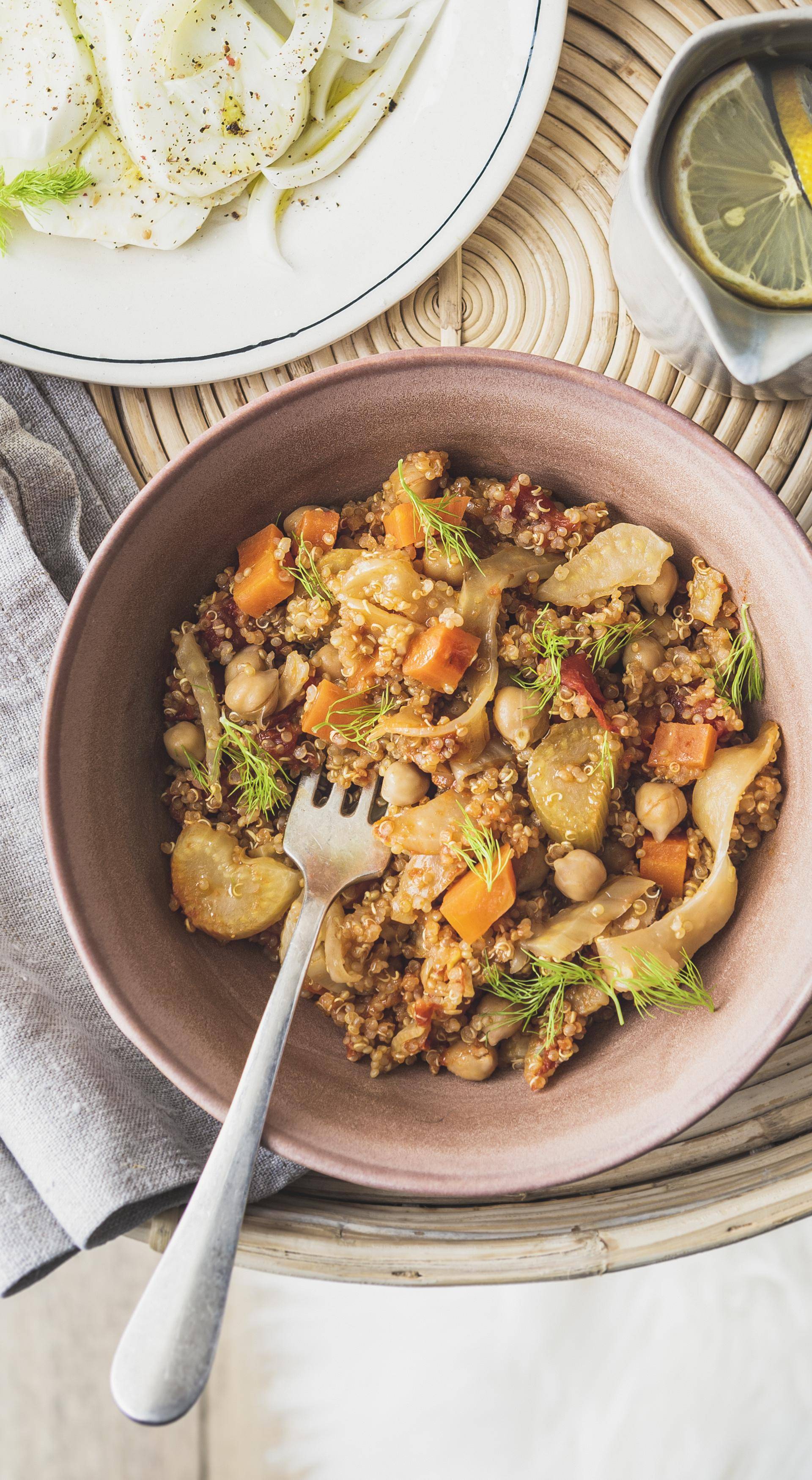 Gewürzte Quinoa mit Kichererbsen und Gemüse - Rezepte Turbo Cuisine | Tefal