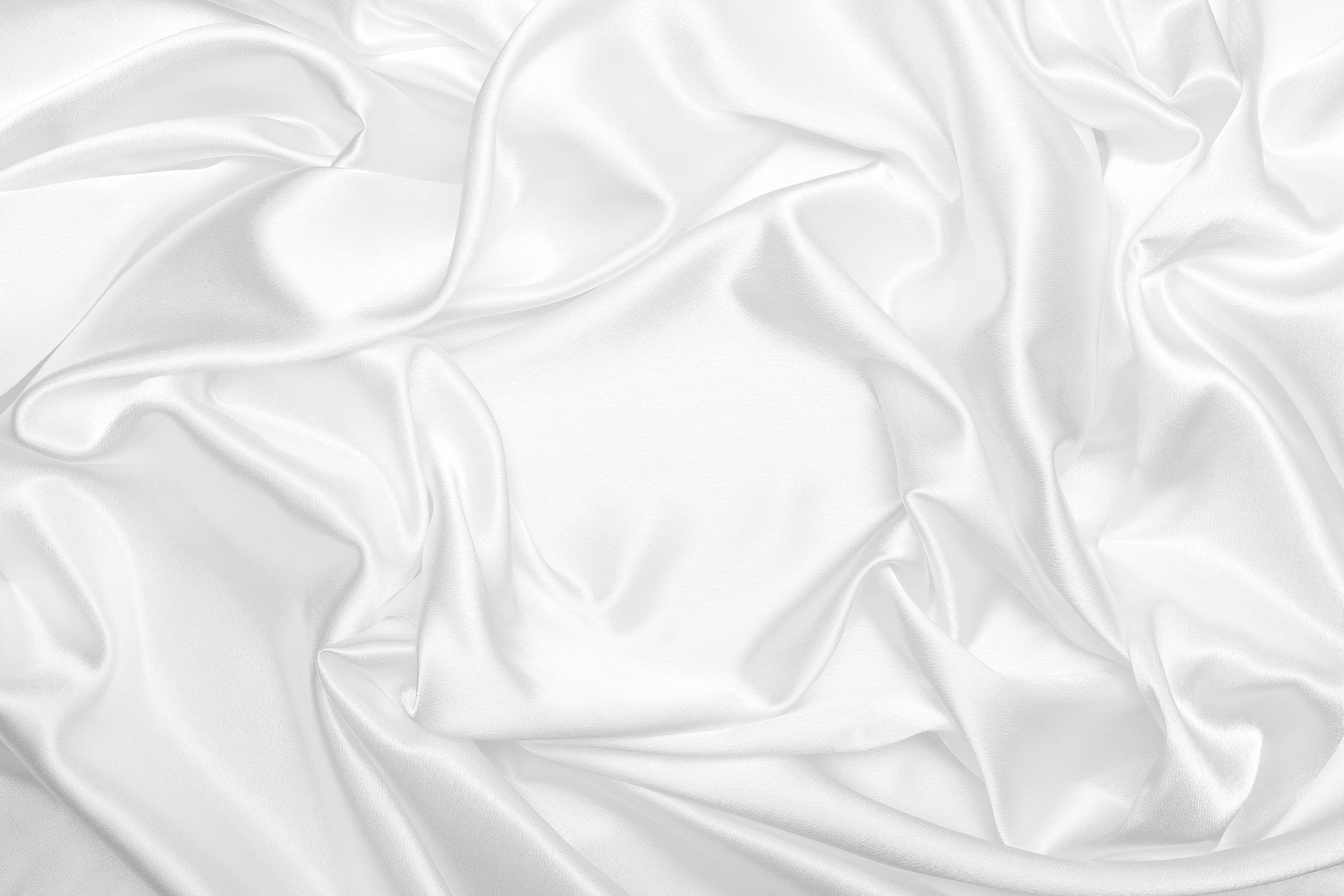 Gewellter weißer Stoff